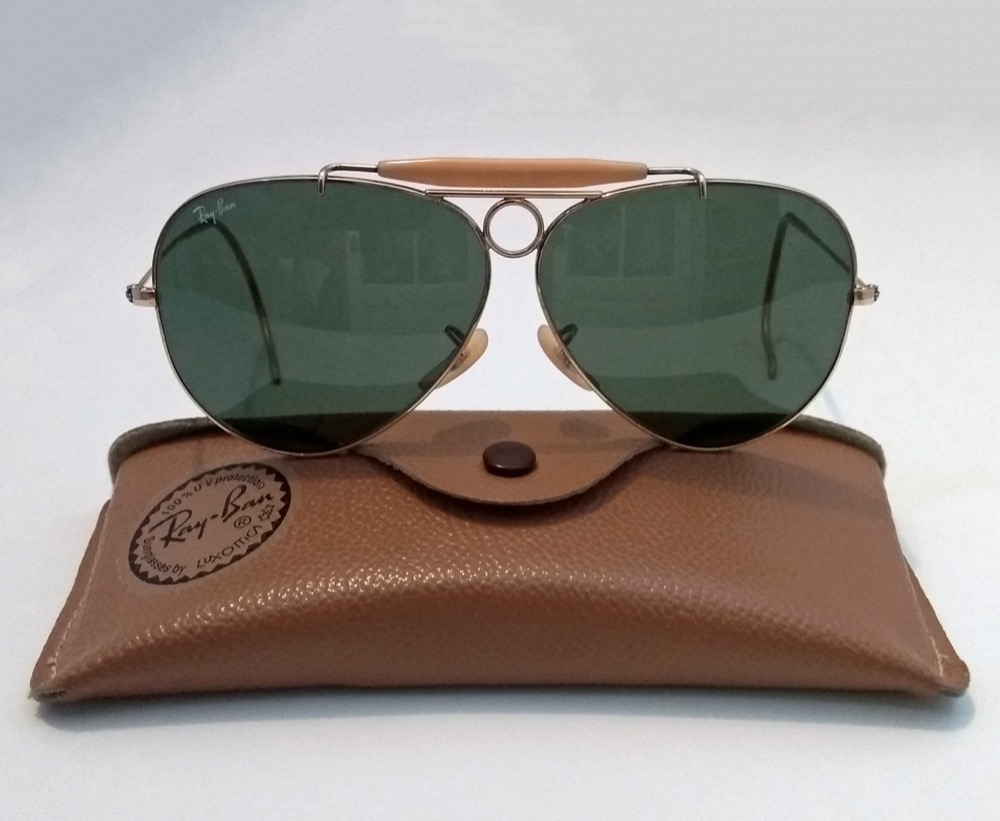 Francis Flinch · by-sa 4.0 Ray-Ban Aviator RB3025